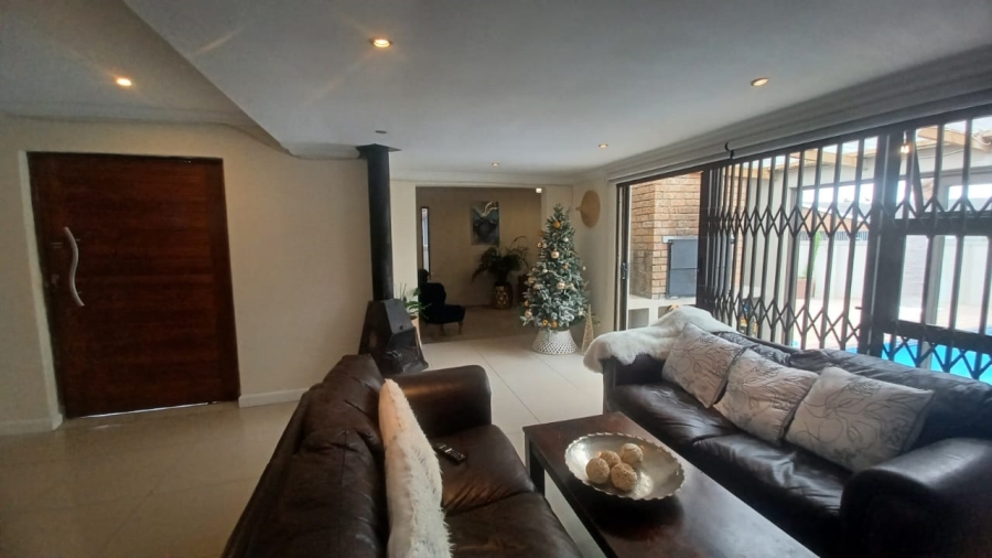 3 Bedroom Property for Sale in Highbury Western Cape